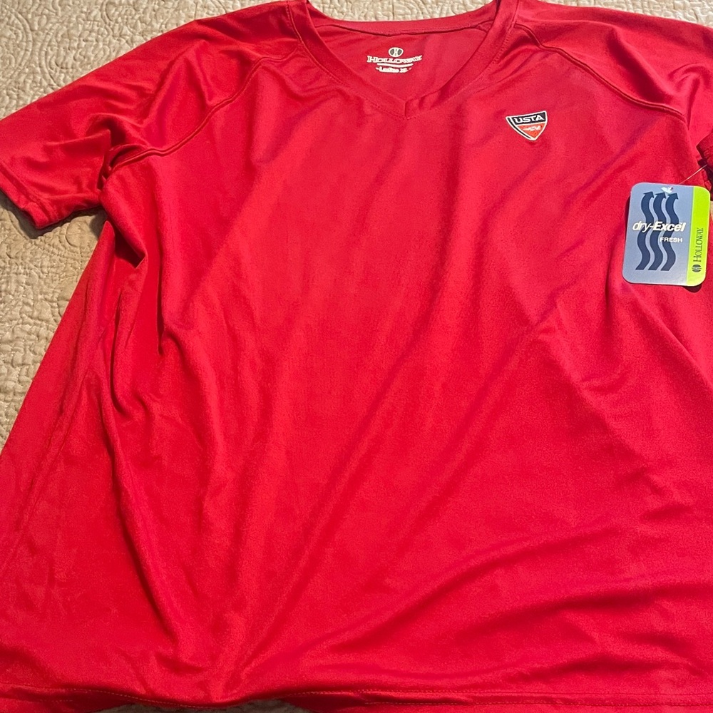 Diadora Scarlet Red Sports dri fit Tee NWT
